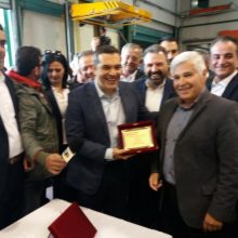 image-180231 kozan.gr: Ώρα 11:50 π.μ.: Στις εγκαταστάσεις του Αγροτικού Συνεταιρισμού Βελβεντού «Δήμητρα» ο Πρωθυπουργός Αλέξης Τσίπρας (Βίντεο & Φωτογραφίες)
