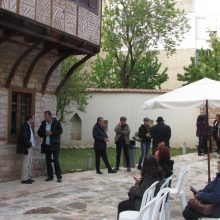 image-180762 kozan.gr: Πραγματοποιήθηκαν το απόγευμα της Τετάρτης 17/4, στο Αρχοντικό Γ.Βούρκα, στην Κοζάνη, τα εγκαίνια της έκθεση, με τίτλο «Περδίκα μου γραμμένη…» (Φωτογραφίες & Βίντεο)