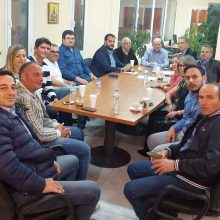 image-185634 Συνάντηση του Προέδρου του Οικονομικού Επιμελητηρίου Δυτικής Μακεδονίας, Μανώλη Καρακάση και μελών της Διοίκησης με τον επικεφαλής της ΕΝΟΤΗΤΑΣ Λάζαρο Μαλούτα και υποψήφιους του συνδυασμού