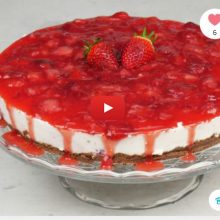 image-186660 To Foodaholics.gr προτείνει το απόλυτο γλυκό με φράουλες