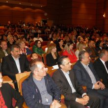 image-187252 kozan.gr: Πραγματοποιήθηκε, το βράδυ της Κυριακής 12 Μαΐου, η παρουσίαση του βιβλίου «Το ημερολόγιο ενός πρίγκιπα» του Ερωτόκριτου Κυμιωνή – Την παρουσίαση έκανε ο Γιάννης Σερβετάς (Βίντεο & Φωτογραφίες)