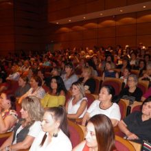 image-195524 kozan.gr: Π. Κουκουλόπουλος σε εκδήλωση για τις γυναίκες της Κοζάνης: “Φυσικά και υπήρξαν πολλές και προκλητικές συμπεριφορές στελεχών και φαινόμενα διαφθοράς, κάποιες φορές ακραία στο χώρο μας. Μόνο που όλα αυτά δεν αποτελούν συλλογικά αδικήματα..”(Φωτογραφίες & Βίντεο)