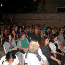 image-195727 kozan.gr: Μουσική εκδήλωση με τίτλο: «Παράξενες Λιακάδες…» διοργάνωσε, το βράδυ της Πέμπτης 20/6, η Εφορεία Αρχαιοτήτων Κοζάνης, στο πλαίσιο εορτασμού της Ευρωπαϊκής Ημέρας Μουσικής (Βίντεο & Φωτογραφίες)