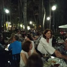 image-199527 Μεγάλη επιτυχία σημείωσε η εκδήλωση της υποψήφιας βουλευτή ΣΥΡΙΖΑ Π.Ε Κοζάνης Καλλιόπης Βέττα στο Άλσος στο πάρκο του Αγίου Δημητρίου στην Κοζάνη