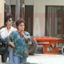 image-201159 Δείτε ένα σπάνιο βίντεο από το σεισμό της Κοζάνης το 1995, με δηλώσεις των κατοίκων κι εικόνες μέσα από την πόλη, δύο ώρες μετά το μεγάλο σεισμό των 6,6 ρίχτερ (Βίντεο)
