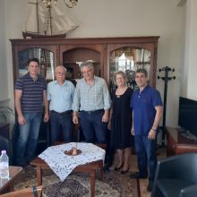image-241088 Πραγματοποιήθηκε η παράδοση – παραλαβή του απερχόμενου Δημάρχου Βοΐου Δημήτρη Λαμπρόπουλου στο νέο Δήμαρχο Ζευκλή Χρήστο