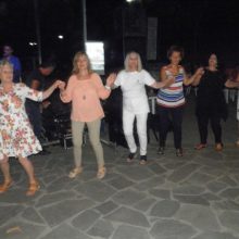 image-241458 kozan.gr: Υπαίθριο γλέντι με την Dilec koc, διοργάνωσε, το βράδυ του Σαββάτου 31/8, ο Σύλλογος Μικρασιατών της ΠΕ Κοζάνης (Βίντεο & Φωτογραφίες)