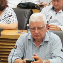 image-386234 Kozan.gr: Ο συνταξιούχος ιατρός και δημοτικός σύμβουλος Κοζάνης, Αθανάσιος Δερμιτζάκης περιγράφει πώς ακριβώς και γιατί κλήθηκε να καλύψει το κενό αναισθησιολόγου στο Μαμάτσειο νοσοκομείο Κοζάνης προκειμένου να χειρουργηθεί ένας 16χρονος (Βίντεο)