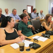 image-304432 Λαϊκή Συσπείρωση Δήμου Κοζάνης: Αίτημα ένταξης θέματος εκτός ημερήσιας διάταξης στο δημοτικό συμβούλιο στις 24/08/2020 για την συμβολή του Δήμου και των παρατάξεων στην ικανοποίηση αιτημάτων των εργαζόμενων στην καθαριότητα των σχολείων