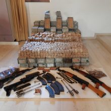 image-244237 Εξαρθρώθηκε σπείρα που διακινούσε όπλα – Mέλος της και 64χρονος από την Πτολεμαΐδα