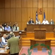 image-246049 kozan.gr: Προειδοποιητική δήλωση Β. Κωτούλα, στο Περιφερειακό Συμβούλιο, για την Δ.Υ.ΠΡΑ. ΑΕ: «Σε λίγο καιρό τα γεροντάκια της περιοχής θα πλένονται με Perrier – Ήρθε κατασχετήριο από την ΔΕΗ γιατί η ΔΕΥΑ Βοΐου χρωστάει 4 εκατομμύρια» (Βίντεο)
