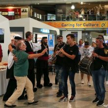 image-246811 Οι Πρέσπες στο Διεθνές Αεροδρόμιο Αθηνών «Ελευθέριος Βενιζέλος»