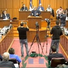 image-247532 kozan.gr: Η ομιλία του Δημάρχου Εορδαίας, Παναγιώτη Πλακεντά, στο Π.Σ. Δυτικής Μακεδονίας, με αφορμή τη δήλωση του Πρωθυπουργού για πλήρη απεξάρτηση της χώρας από το λιγνίτη μέχρι το 2028:: “Γιατί 22 χρόνια νωρίτερα; Είναι κομβικό το ερώτημα, γιατί το 2028; Εύχομαι τα Χριστούγεννα, που η κυβέρνηση θα είναι έτοιμη να παρουσιάσει το master plan, να είναι κάτι που θα αξίζει και θα δίνει πνοή στην περιοχή, διότι θα προσπαθούμε με κραυγές αγωνίας να περιγράψουμε τι θα συμβεί στην περιοχή. ” (Bίντεο)