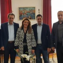 image-247849 Επίσκεψη της Ελληνικής Ομοσπονδίας Γούνας στο γραφείο του Πρωθυπουργού στη Θεσσαλονίκη
