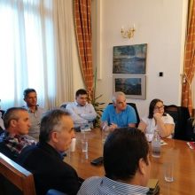 image-247886 Η μετάβαση στην μεταλιγνιτική εποχή στο επίκεντρο της συζήτησης στην πρώτη συνάντηση οργάνου με συμμετοχή επιμελητηρίων/ κοινωνικών/επιστημονικών/επαγγελματικών φορέων (Φωτογραφίες)