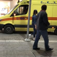image-250520 kozan.gr: Αναστάτωση στο κέντρο της Κοζάνης – Το ΕΚΑΒ μετέφερε στο Μαμάτσειο νοσοκομείο Κοζάνης άντρα που ένιωσε αδιαθεσία (Φωτογραφίες)