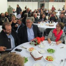 image-253836 kozan.gr: Παρουσία του Γ.Γ. του ΚΚΕ Δημήτρη Κουτσούμπα, κατάμεστη, το βράδυ του Σαββάτου 2/11, η αίθουσα του Εκθεσιακού Κέντρου Κοζάνης στη συνεστίαση που διοργάνωσε η Κ.Ο. Δυτικής Μακεδονίας του ΚΚΕ (Φωτογραφίες & Βίντεο)