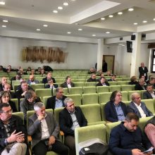 image-255331 kozan.gr: Ώρα 12:00 μ.μ.: Koζάνη: Ξεκίνησε η εκλογική διαδικασία για την ανάδειξη νέου Διοικητικού Συμβουλίου στην ΠΕΔ Δ. Μακεδονίας και την εκλογή εκπροσώπων για τη Γ.Σ. της ΚΕΔΕ (Φωτογραφίες & Βίντεο)