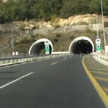 image-306294 kozan.gr: Kυκλοφοριακές ρυθμίσεις, Δευτέρα, Τετάρτη και Παρασκευή, για το χρονικό διάστημα από 09-09-2020 έως 12-10-2020, στο οδικό τμήμα της Εγνατίας Οδού από τον Α/Κ Βέροιας έως τον Α/Κ Πολυμύλου, κατά τη διέλευση συρμού υπερμεγεθών φορτηγών μεταφοράς υπέρβαρων και ογκωδών φορτίων (τμήματα ανεμογεννήτριας), από το Λιμάνι Θεσσαλονίκης στη θέση «Μέλλια» του Δήμου Βοΐου της Π.Ε. Κοζάνης