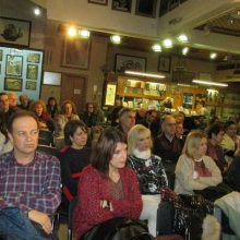 image-260801 kozan.gr: Το βιβλίο της Ολυμπίας Τσικαρδάνη «Τοπία της στοργής, Μικρές Ιστορίες» παρουσιάστηκε, το απόγευμα του Σαββάτου 7 Δεκεμβρίου, στο Λαογραφικό Μουσείο Κοζάνης (Φωτογραφίες & Βίντεο)
