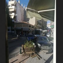 image-261265 kozan.gr: Κοζάνη: Τροχαίο ατύχημα, με πλαγιομετωπική σύγκρουση δύο οχημάτων, σημειώθηκε στην περιοχή της Γιτιάς, το μεσημέρι της Δευτέρας 9/12 (Φωτογραφία)