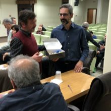 image-262844 kozan.gr: Με γλυκά γέμισε η αίθουσα του Δημοτικού Συμβουλίου στη συνεδρίαση της Δευτέρας 16/12 (Φωτογραφίες)
