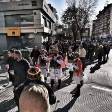 image-264848 Tο εθιμικό δρώμενο των Κοτσαμάνων παρουσίασε, το πρωί της Κυριακής 29/12, στο Ελευθέριο – Κορδελιό Θεσσαλονίκης, ο Μορφωτικός Λαογραφικός Σύλλογος Τετραλόφου (Φωτογραφίες)