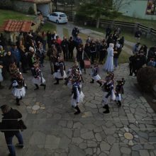 image-265539 kozan.gr: Αναβίωσε, ανήμερα της Πρωτοχρονιάς, το έθιμο των Μωμόγερων στα Αλωνάκια Κοζάνης (Βίντεο)