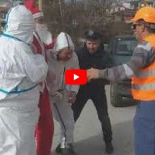image-265879 Το ΚΕΔΡΟΣ Ti-Vi, από το Μεταξά Σερβίων, σας παρουσιάζει την ταινία “Μόνη στο σπίτι” (Βίντεο)