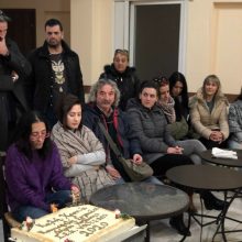 image-266757 Με επιτυχία πραγματοποιήθηκε η κοπή της πρωτοχρονιάτικης πίτας του ΙΕΚ VOLTEROS για την κατάρτιση των κοινωφελή τμημάτων του Δήμου Κοζάνης (Φωτογραφίες)