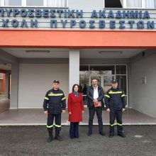 image-267930 Συνάντηση της βουλευτή του ΣΥΡΙΖΑ Π.Ε. Κοζάνης Καλλιόπης Βέττα και του γραμματέα της Νομαρχιακής ΣΥΡΙΖΑ Π.Ε. Κοζάνης Κώστα Πασσαλίδη με τη διοίκηση της Πυροσβεστικής Σχολής Πτολεμαΐδας (Δελτίο τύπου)