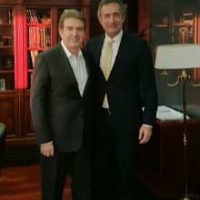 image-269331 Στάθης Κωνσταντινίδης: 14 περιπολικά, θερμικές κάμερες, αλεξίσφαιρα γιλέκα, αντιβαλλιστικά κράνη, υπολογιστές αυτοκινήτων, φακοί κλπ. για την Αστυνομική Διεύθυνση Κοζάνης
