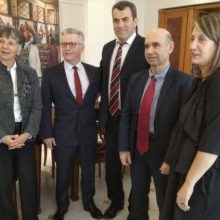 image-269558 Επίσκεψη του Γενικού Προξένου της Γαλλίας Philippe Ray στον Αντιπεριφερειάρχη Καστοριάς