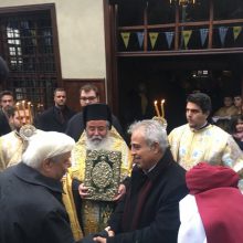 image-269851 Στη γιορτή για την επανασύσταση του Δήμου διακηρύχτηκε στο Βελβεντό από τα πιο επίσημα χείλη, από τον Πρόεδρο της Δημοκρατίας κ. Προκόπιο Παυλόπουλο, η ιστορική αλήθεια: ‘’Η Μακεδονία είναι μία και είναι Ελληνική! (του παπαδάσκαλου Κωνσταντίνου Ι. Κώστα)