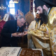 image-270580 Μέσα από τη Θεία Λατρεία και με τη συμμετοχή πολλού λαού γιορτάστηκε ο Άγιος Διονύσιος ο εν Ολύμπω στο Βελβεντό της Ιεράς Μητροπόλεως Σερβίων και Κοζάνης (του παπαδάσκαλου Κωνσταντίνου Ι. Κώστα)