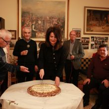 image-271320 kozan.gr: Με πάρα πολλά κασμέρια, οι «Κασμιρτζήδις» έκοψαν, το μεσημέρι της Κυριακής 26/1, την πίτα τους (40 Φωτογραφίες & Βίντεο 7′)