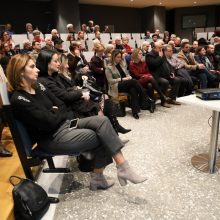 image-271751 kozan.gr: Πραγματοποιήθηκε το απόγευμα της Δευτέρας 27/1, στην Κοβεντάρειο Δημοτική Βιβλιοθήκη Κοζάνης, η παρουσίαση του βιβλίου «Το πνεύμα της ουτοπίας και η γενιά του ξεριζωμού», του Θεόδωρου Κωνσταντινίδη (Φωτογραφίες & Βίντεο)