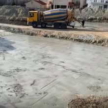 image-272127 Ε. Σημανδράκος: “Πραγματοποιήθηκε σήμερα έγχυση με γκρο μπετό για υπόβαση θεμελίωσης του 10ου νηπιαγωγείου Κοζάνης” (Φωτογραφία)