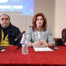 image-273603 kozan.gr: Πτολεμαίδα: Τα κλειδιά για την ασφαλή πλοήγηση στο Διαδίκτυο παρουσίασε ο Μ. Σφακιανάκης, Αντιστράτηγος ε. α Ιδρυτής τμήματος Ηλεκτρονικής Δίωξης της ΕΛΑΣ, σε ενημερωτική εκδήλωση που πραγματοποιήθηκε το μεσημέρι της Δευτέρας 3/2 στο Μουσικό Σχολείο (Φωτογραφίες και Βίντεο 20′)