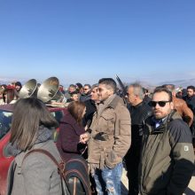 image-274487 kozan.gr: Ώρα 14:00: Οι πρώτες φωτογραφίες και βίντεο, έξω από το ξενοδοχείο “Παντελίδης” στην Πτολεμαΐδα, μιάμιση ώρα πριν την έναρξη της ημερίδας με θέμα τη δίκαιη αναπτυξιακή μετάβαση της Δυτικής Μακεδονίας, παρουσία του Υπουργού Κ. Χατζηδάκη και κλιμακίου της κυβέρνησης – Aναμένεται πολύς κόσμος (Βίντεο)