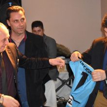 image-275066 Μεγάλη επιτυχία σημείωσε χορός του Μακεδονικού Κοζάνης και της Κοζάνης 2004 (Φωτογραφίες)