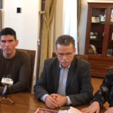 image-276618 kozan.gr: Κοζάνη: Συνέντευξη τύπου για το πρόγραμμα των αποκριάτικων εκδηλώσεων 2020 παραχώρησε το πρωί της Τρίτης 18/2 ο Δήμαρχος Κοζάνης Λ. Μαλούτας, η Αντιδήμαρχος Πολιτισμού Ε. Κοϋμτζίδου κι ο Πρόεδρος του ΟΑΠΝ Ζ. Μάρας (Βίντεο)