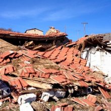image-280099 kozan.gr: Αποκλειστικό: Κατέρρευσε στάβλος, στη Σκήτη Κοζάνης, από τη σημερινή σεισμική δόνηση των 3,6 βαθμών της Κλίμακας Ρίχτερ (Φωτογραφίες)