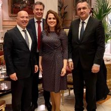 image-281929 Γ. Κασαπίδης: “Χάρηκα ιδιαιτέρως που γνώρισα από κοντά τη Γενική Γραμματέα του Δ.Σ. του Επιμελητηρίου, τη συμπατριώτισσα μας Αικατερίνη Κάτανα, που διαπρέπει ως δικηγόρος στην Ισπανία”