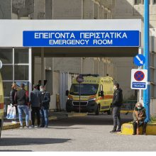 image-281943 Κορωνοϊός: Ο πρώτος νεκρός στην Ελλάδα από τον ιό – Δεν τα κατάφερε ο εκπαιδευτικός από την Αμαλιάδα. Άφησε την τελευταία του πνοή στις 03:15 τα ξημερώματα