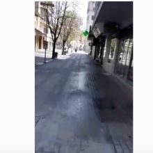 image-283740 kozan.gr: Ώρα 14:10: Aυτή ήταν η εικόνα του κεντρικού πεζόδρομου της Κοζάνης, το μεσημέρι της Τρίτης 24/3 (Βίντεο αναγνώστριας που μετακινήθηκε για να πάει σε φαρμακείο & super market)
