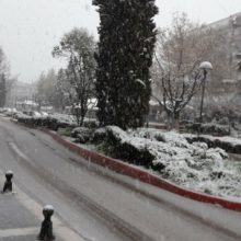 image-285211 kozan.gr: Ώρα 17:50: Λευκό τοπίο σε κεντρικούς δρόμους και σημεία της Πτολεμαίδας (Βίντεο)
