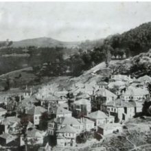 image-285660 Η σφαγή των 280 αμάχων στην Κλεισούρα Καστοριάς. Επικεφαλής ήταν ο Κάρλ Σίμερς που στην συνέχεια έσφαξε και το Δίστομο. Πέρασε στρατοδικείο και αθωώθηκε