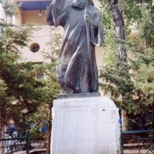 image-292975 Κείμενο συλλογής υπογραφών για την επανατοποθέτηση του ανδριάντα του Μητροπολίτη Ιωακείμ στο κέντρο της Κοζάνης