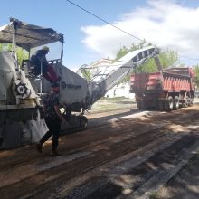 image-289828 Δήμος Κοζάνης: Αποκατάσταση του οδοστρώματος, καθώς και εργασίες ασφαλτόστρωσης σε οδό παραπλεύρως της εκκλησίας του Αγίου Αθανασίου (Βίντεο & Φωτογραφίες)